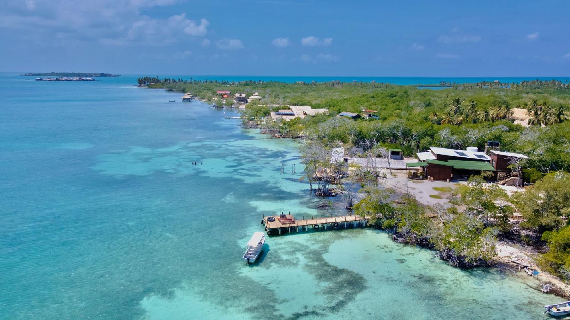 Medusa Hostel Isla Tintipan Tintipan Island 外观 照片